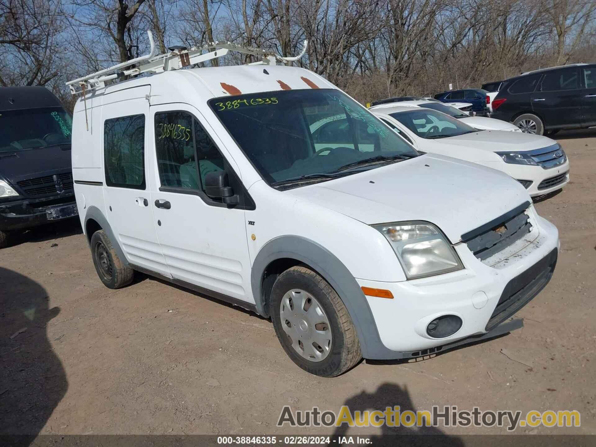 FORD TRANSIT CONNECT XLT, NM0LS7BN0AT039760