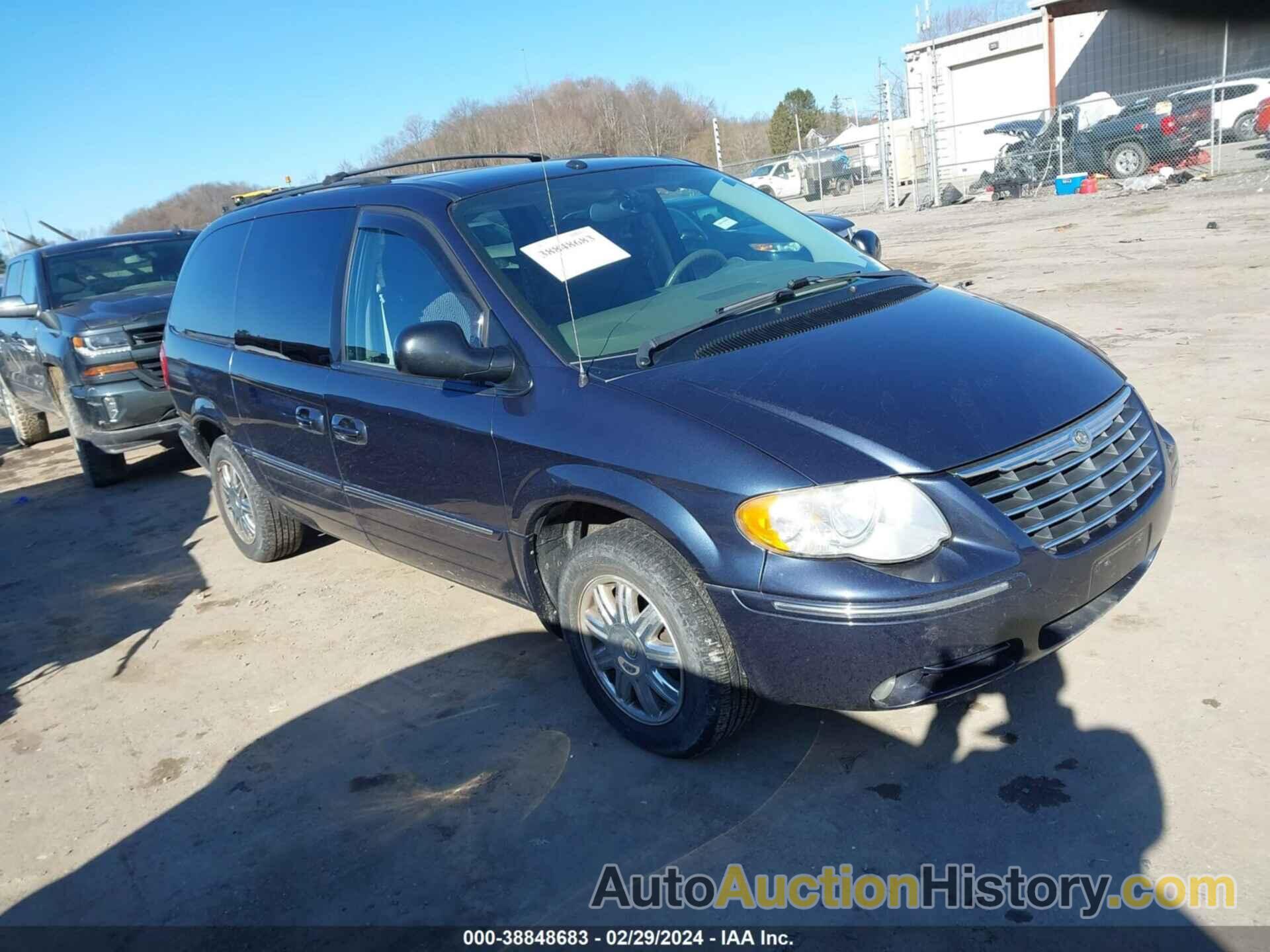 CHRYSLER TOWN & COUNTRY LIMITED, 2A8GP64L77R332902