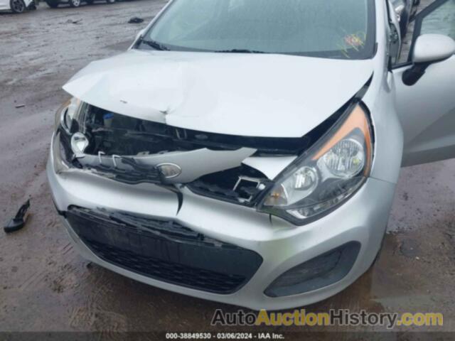 KIA RIO5 LX, KNADM5A37C6016092