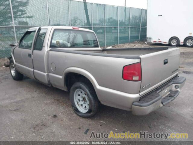 CHEVROLET S-10 LS, 1GCCS19W518176307