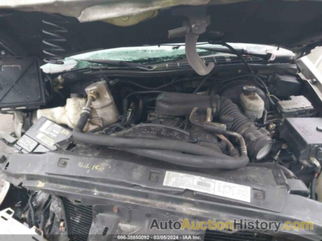 CHEVROLET S-10 LS, 1GCCS19W518176307