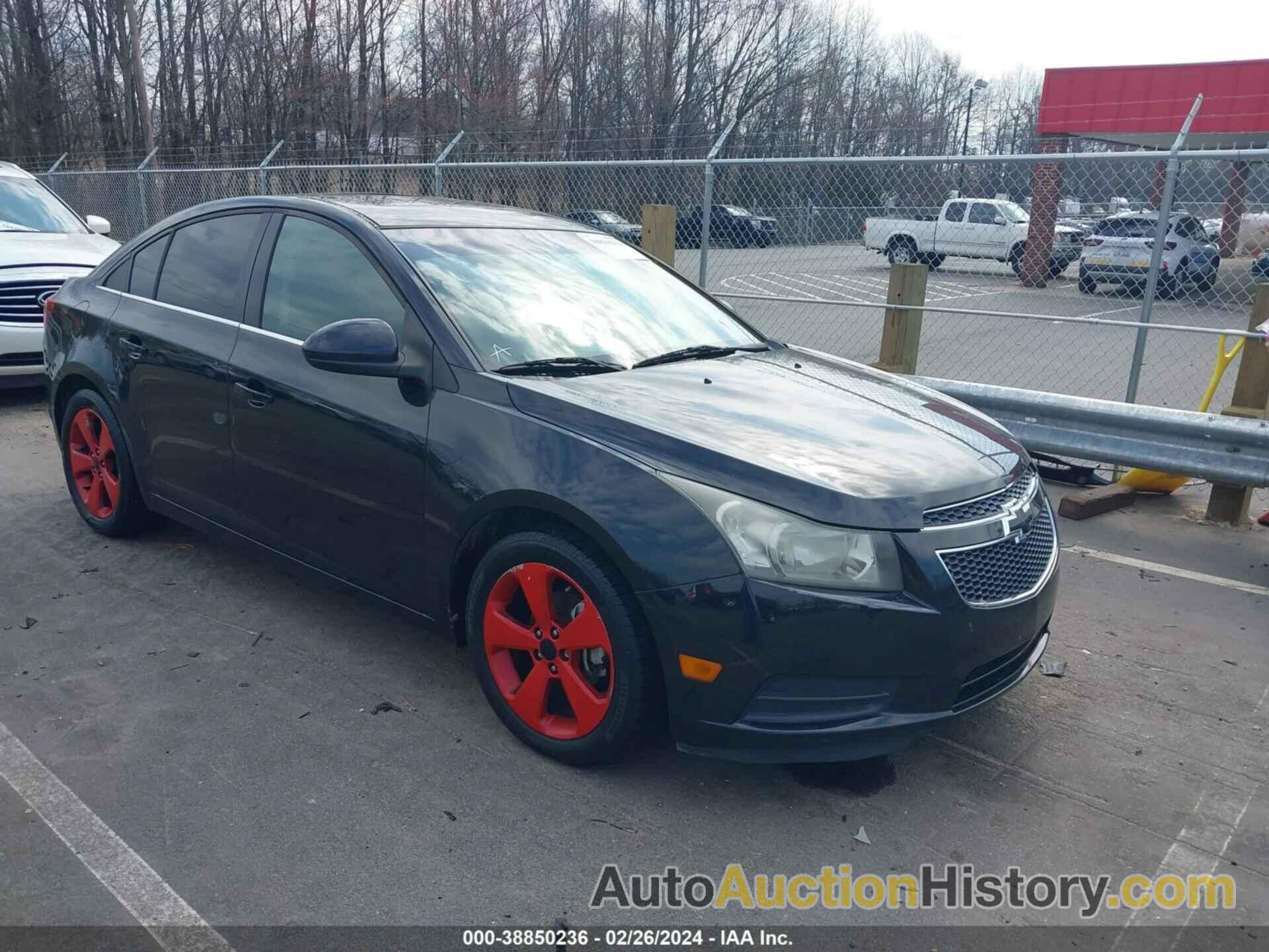 CHEVROLET CRUZE 2LT, 1G1PG5S99B7213177