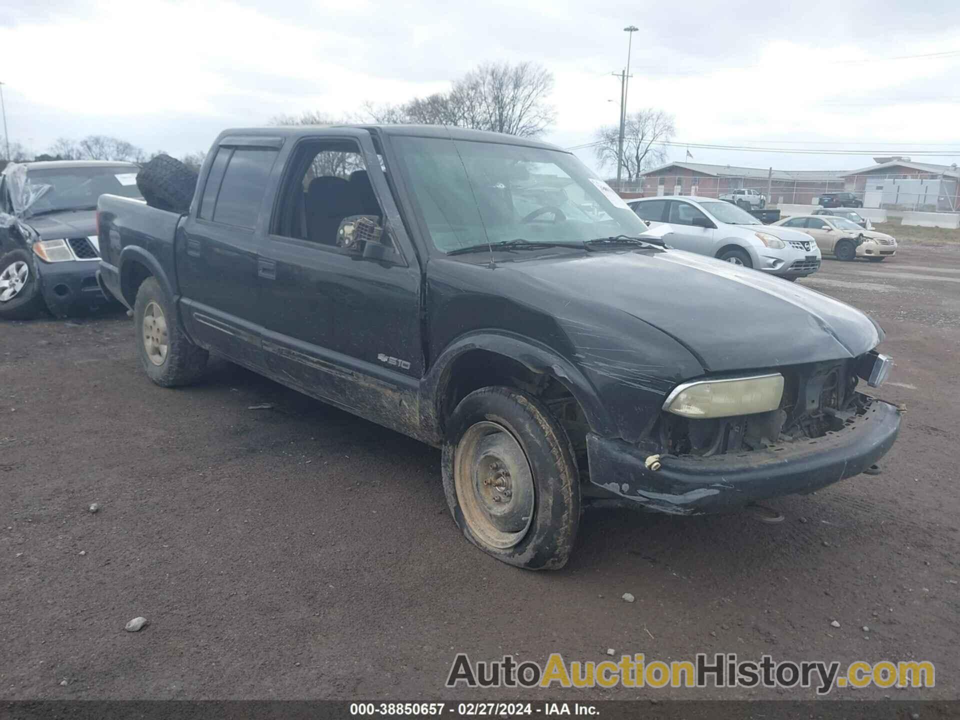 CHEVROLET S-10 LS, 1GCDT13X64K138854