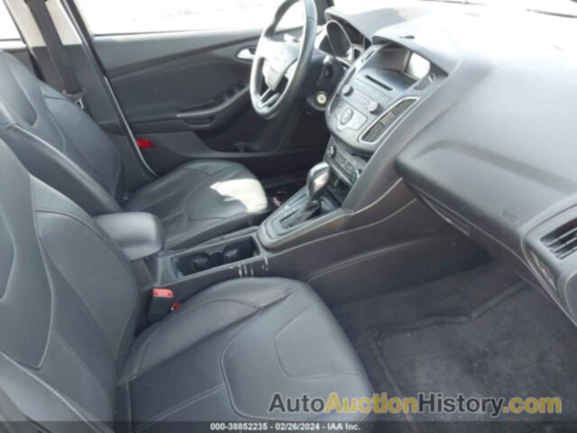 FORD FOCUS SE, 1FADP3K28FL211005