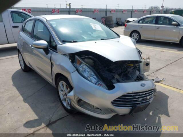 FORD FIESTA SE, 3FADP4EJ5JM109631