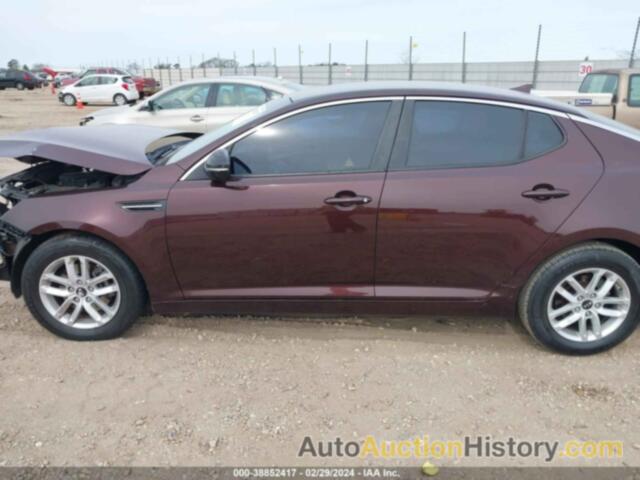 KIA OPTIMA LX, KNAGM4A74B5099494