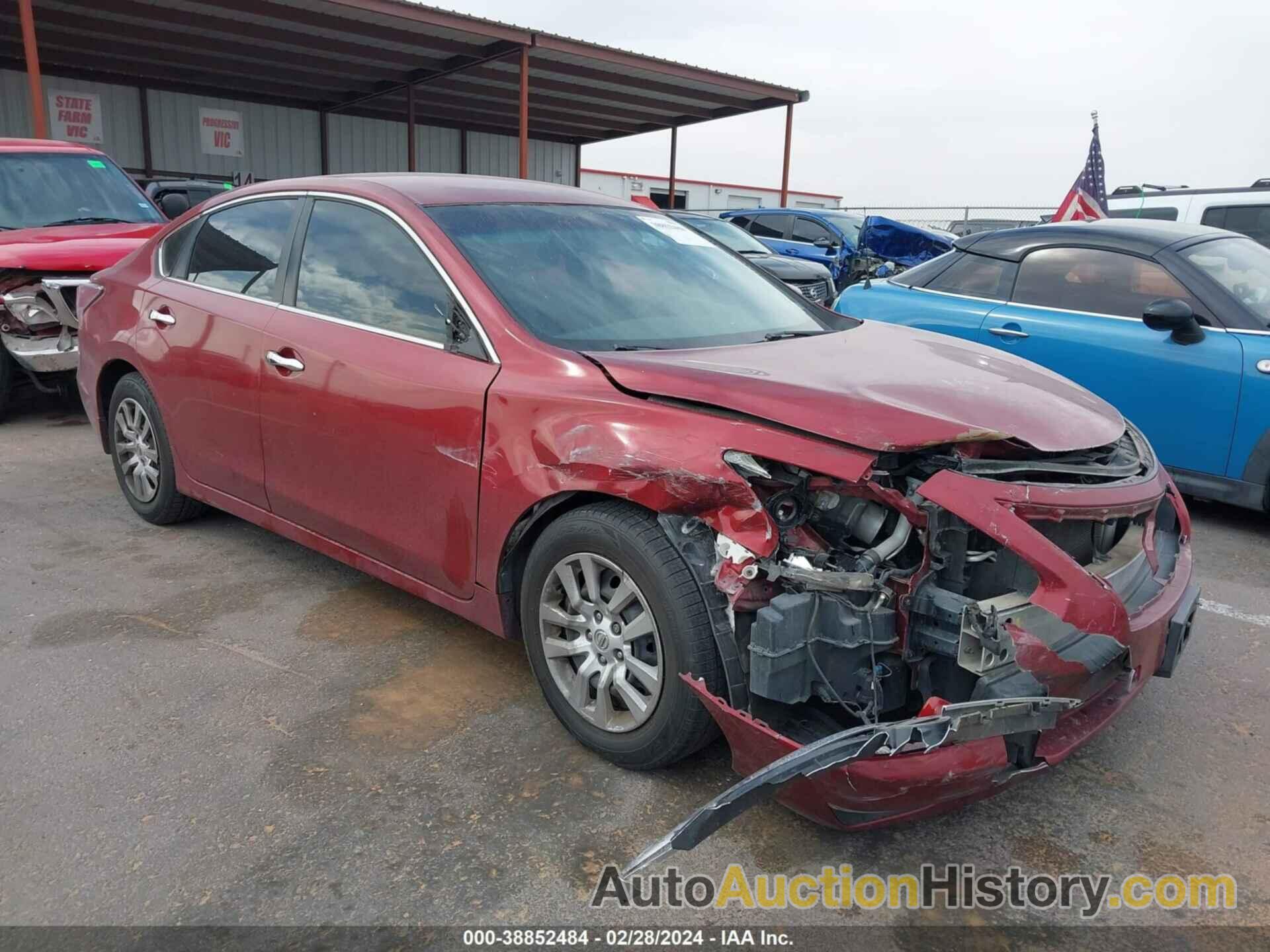 NISSAN ALTIMA 2.5/S/SV/SL, 1N4AL3AP1FN303136