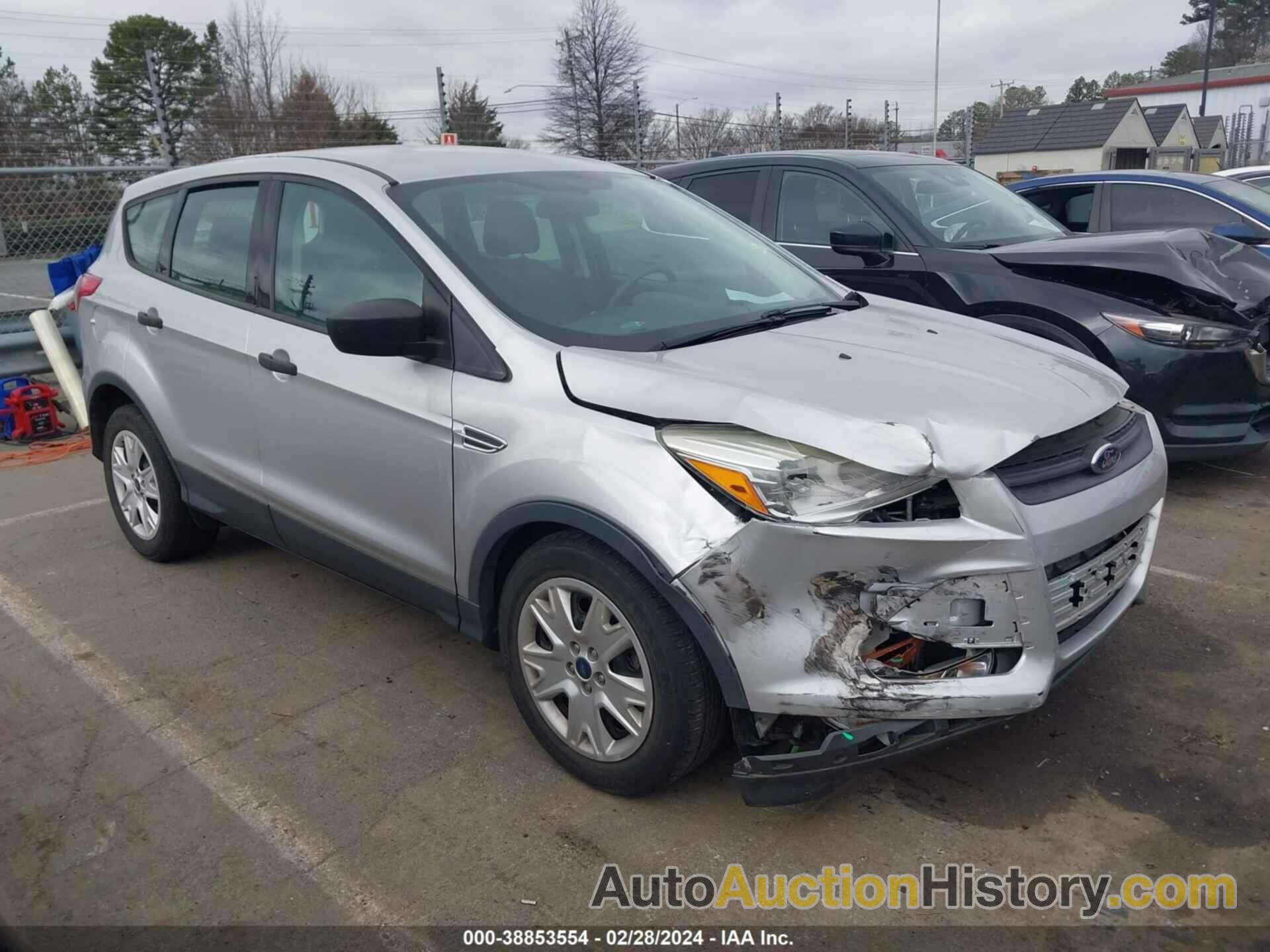 FORD ESCAPE S, 1FMCU0F76FUA74042