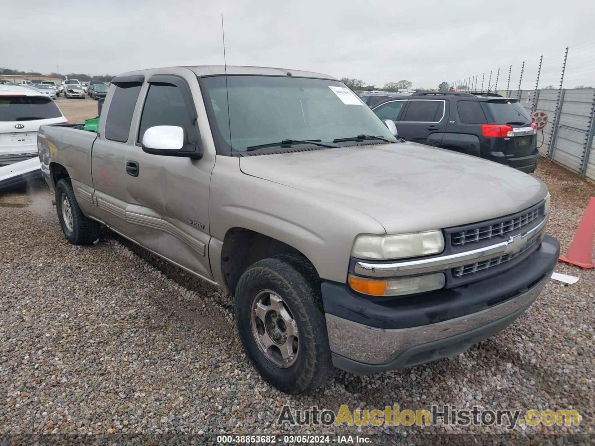 CHEVROLET SILVERADO C1500, 2GCEC19V121340413