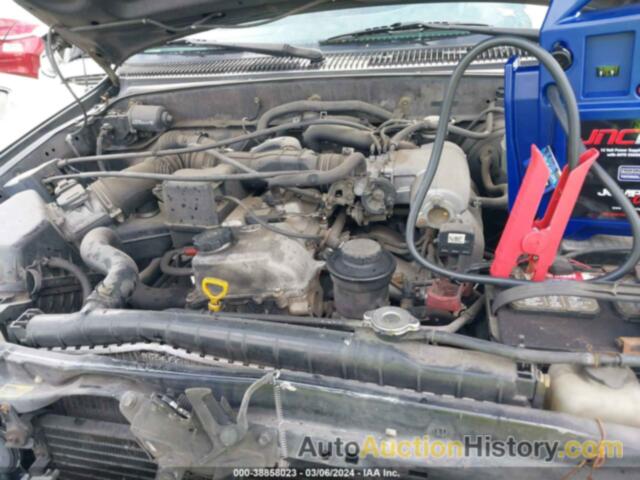 TOYOTA TACOMA PRERUNNER, 4TASM92N4YZ583301