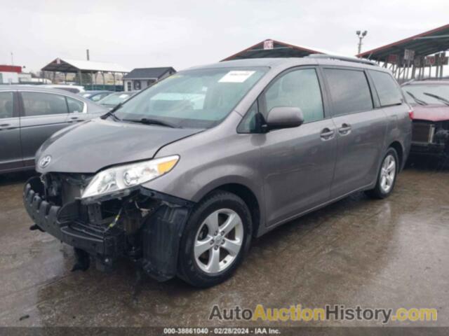 TOYOTA SIENNA LE 8 PASSENGER, 5TDKZ3DC3HS776264