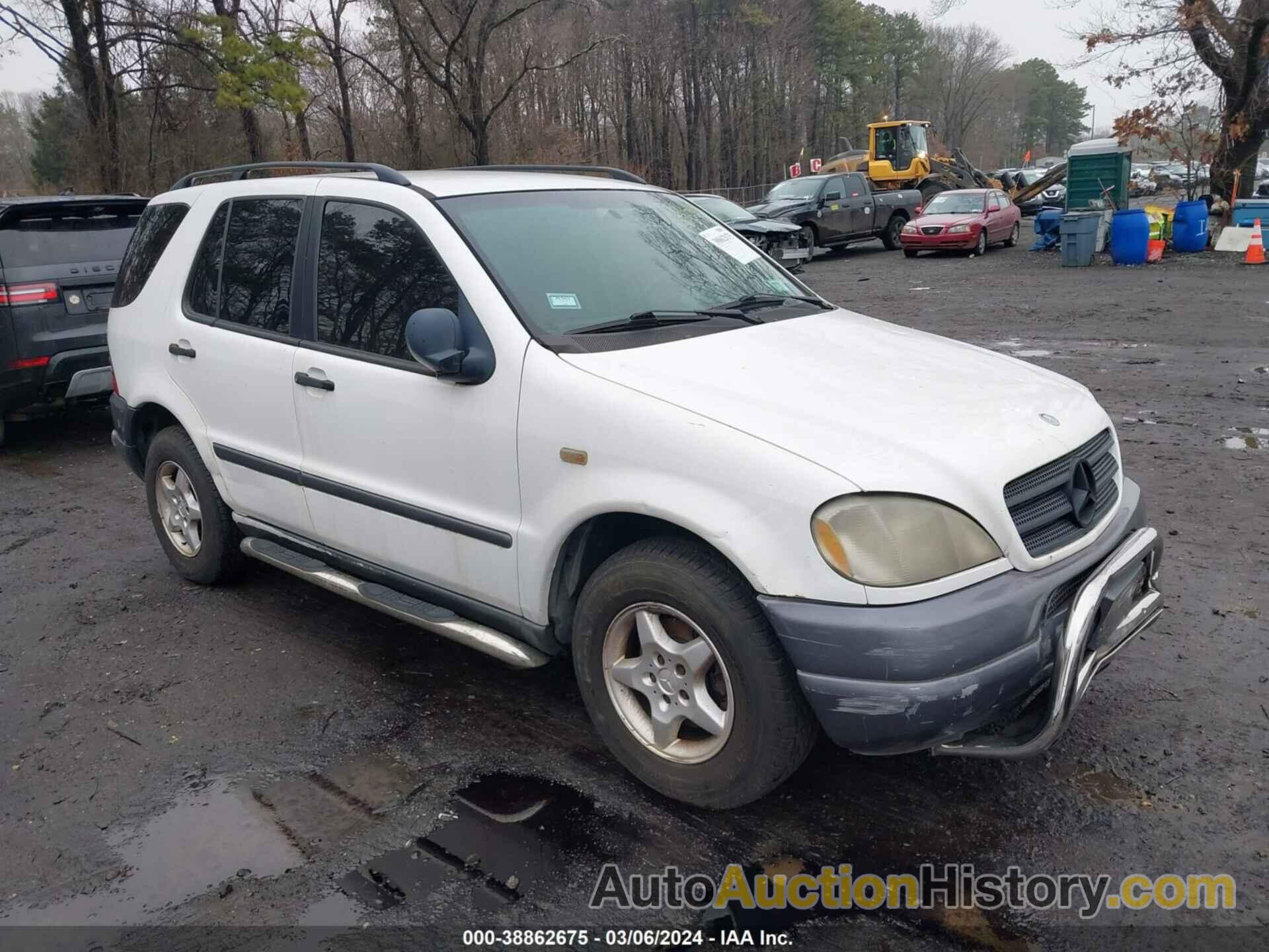 MERCEDES-BENZ ML 320 CLASSIC, 4JGAB54E9WA031201