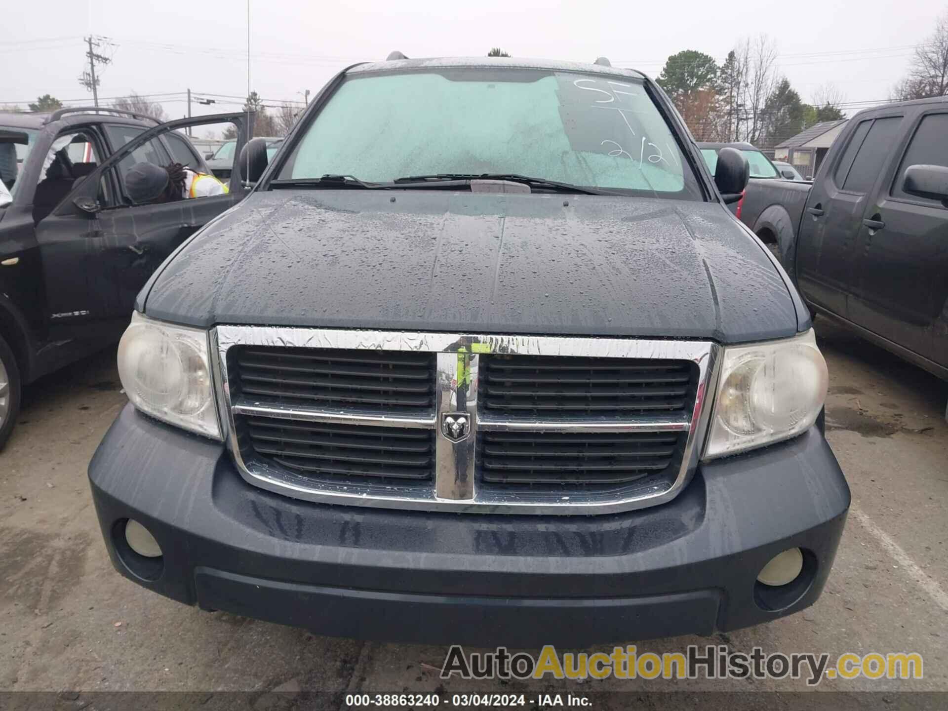 DODGE DURANGO SLT, 1D8HD48N68F150753