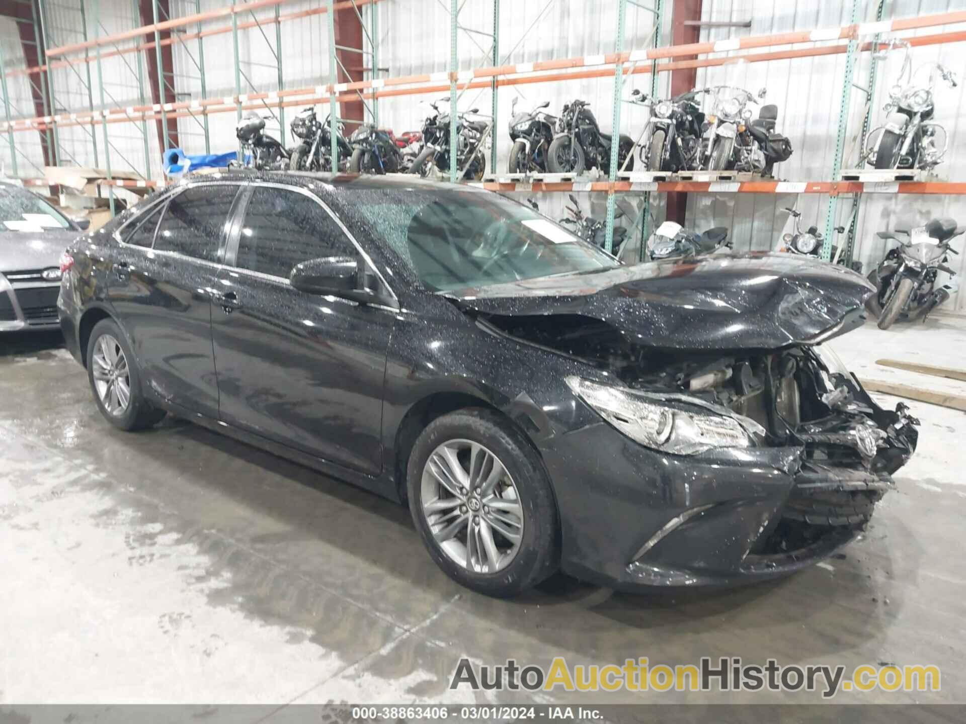 TOYOTA CAMRY SE, 4T1BF1FK4HU297361