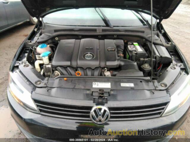 VOLKSWAGEN JETTA 2.5L SE, 3VWDP7AJ9CM405222