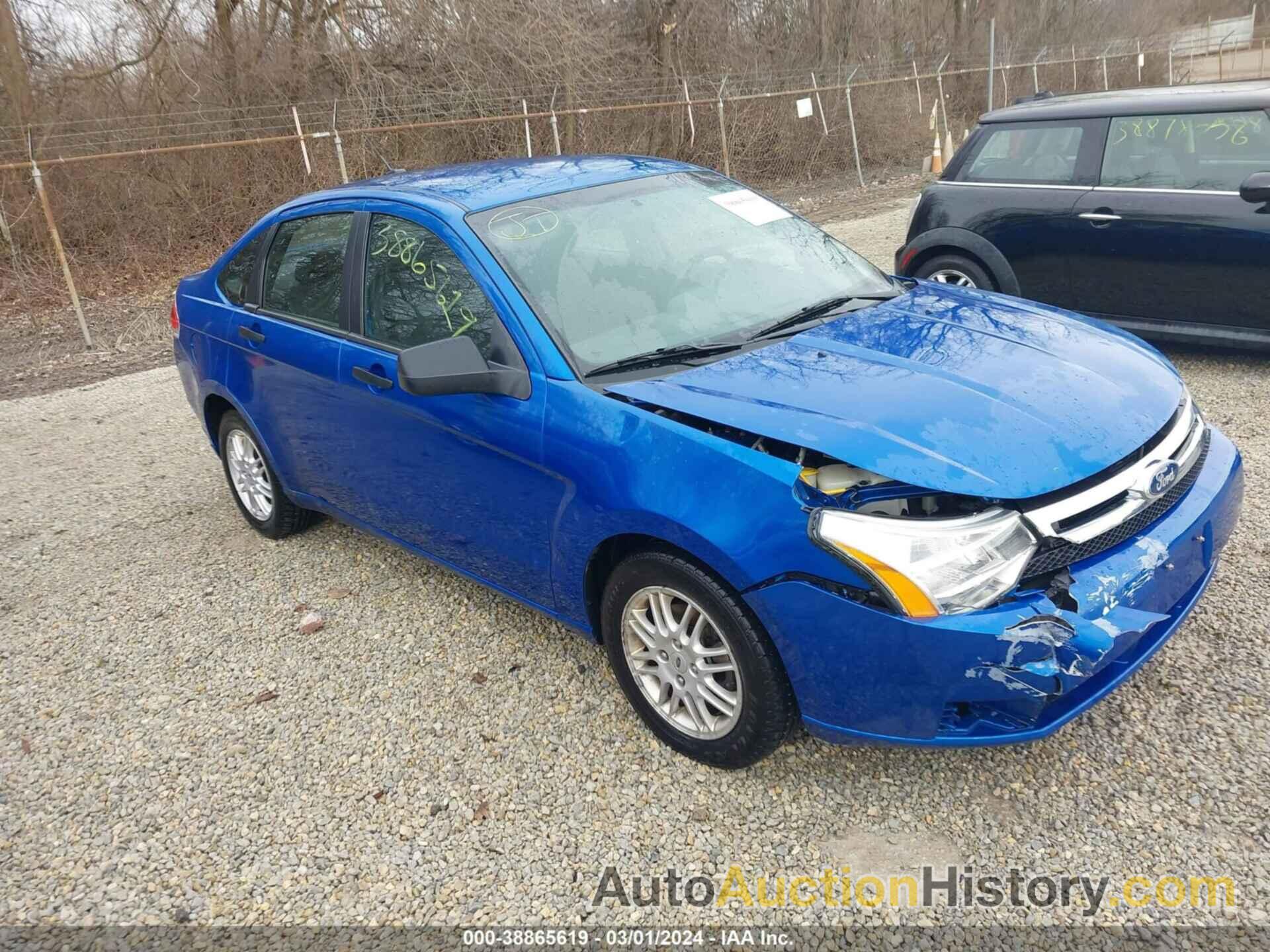 FORD FOCUS SE, 1FAHP3FNXBW106044