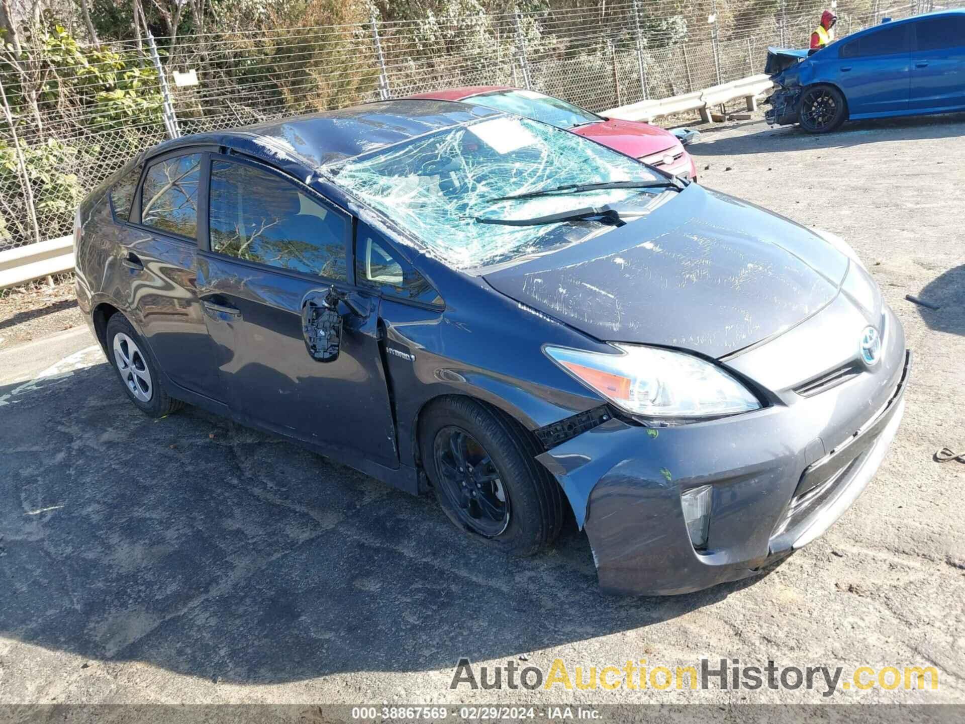 TOYOTA PRIUS THREE, JTDKN3DU8C1551543