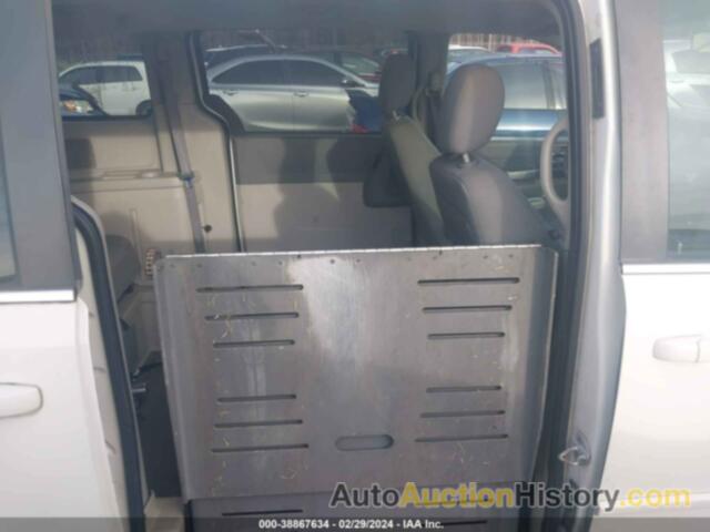 CHRYSLER TOWN & COUNTRY TOURING, 2A8HR54P28R811824