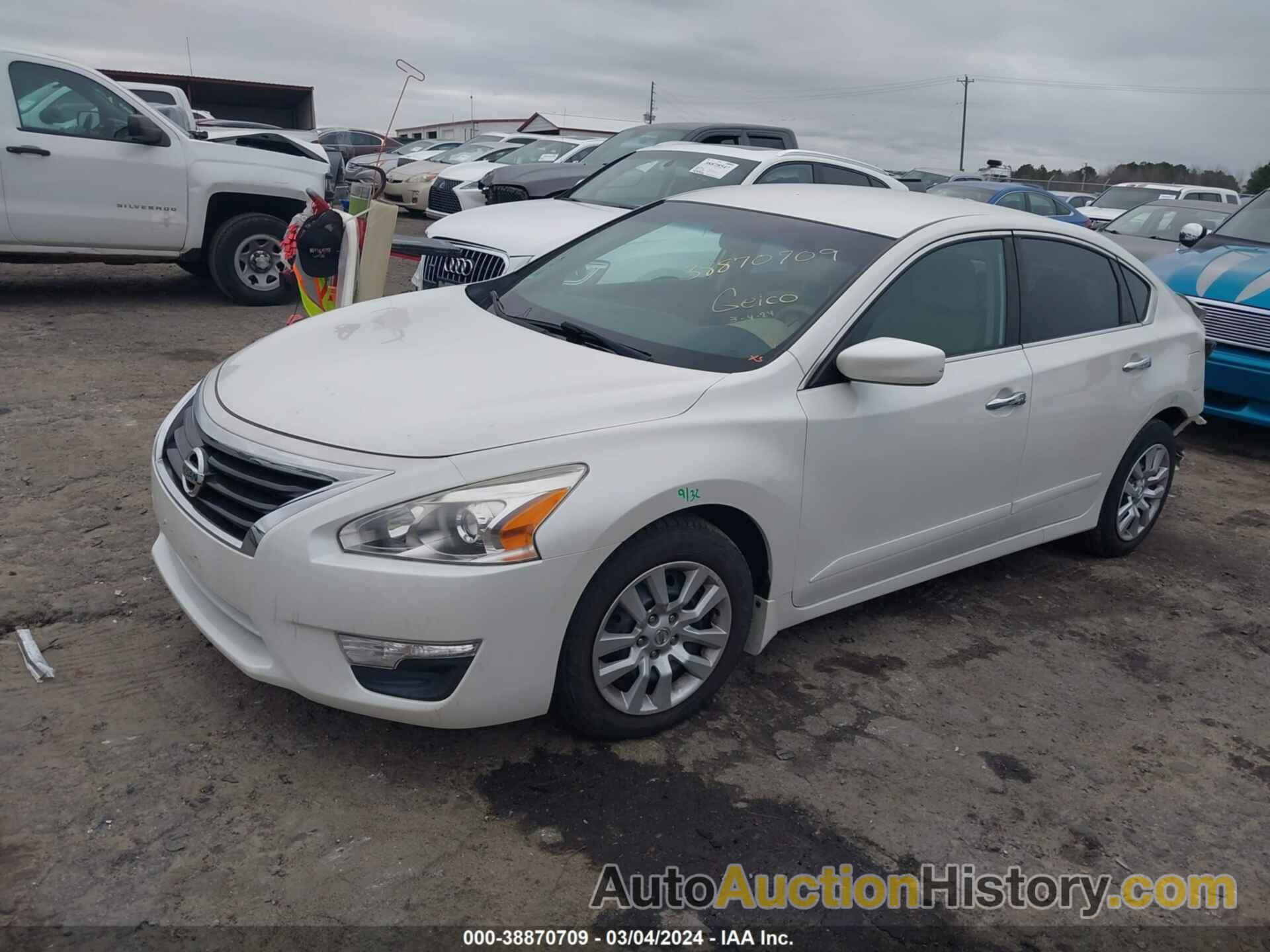 NISSAN ALTIMA 2.5 S, 1N4AL3AP1FN915689