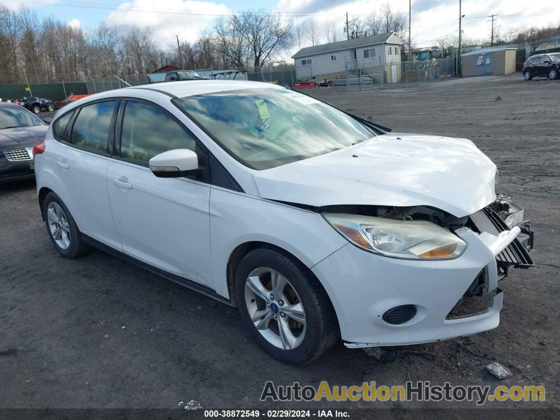 FORD FOCUS SE, 1FADP3K25DL187792