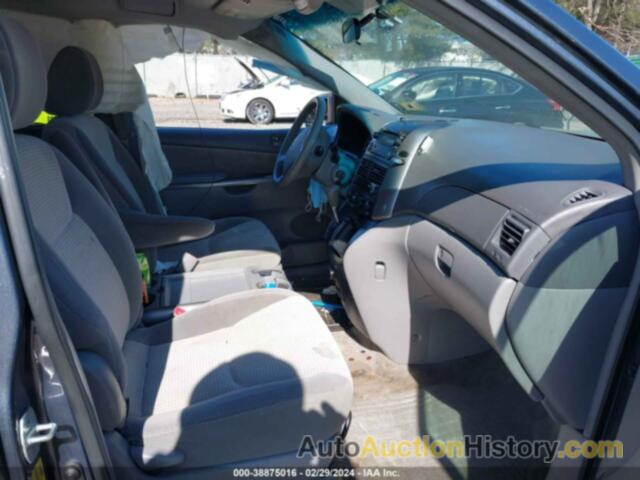 TOYOTA SIENNA LE, 5TDZK23C09S258435