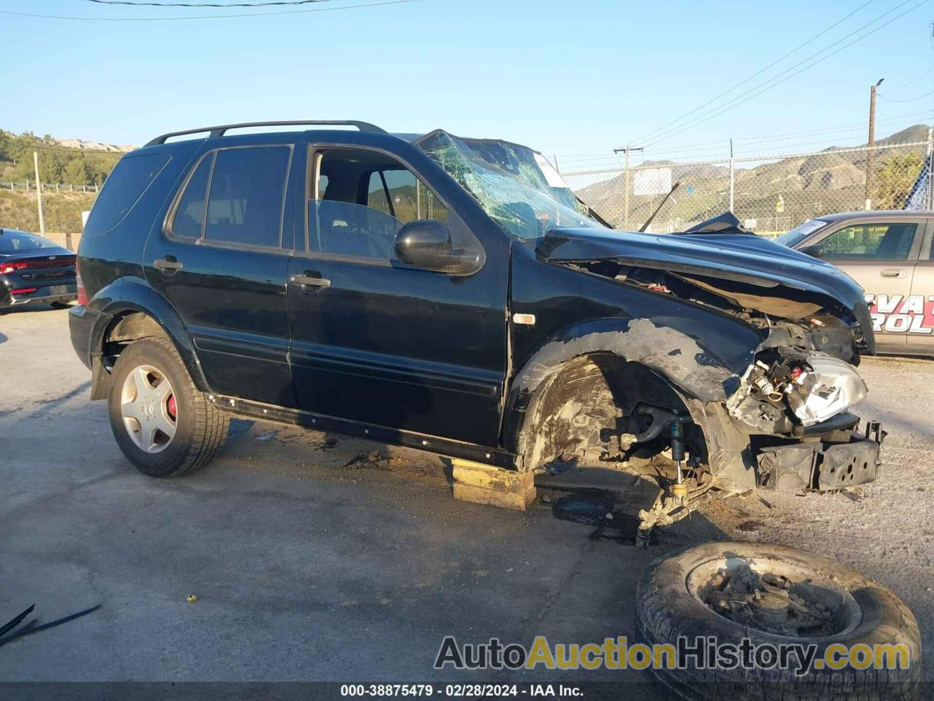 MERCEDES-BENZ ML 55 AMG, 4JGAB74E91A238319