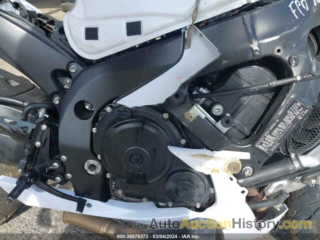 SUZUKI GSX-R750, JS1GR7MA8H2101023