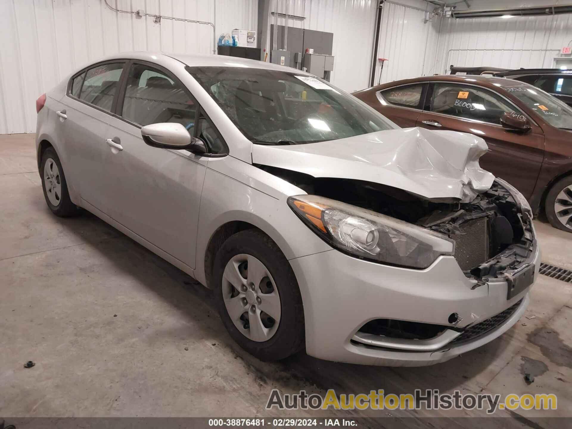 KIA FORTE LX, KNAFK4A66F5399374