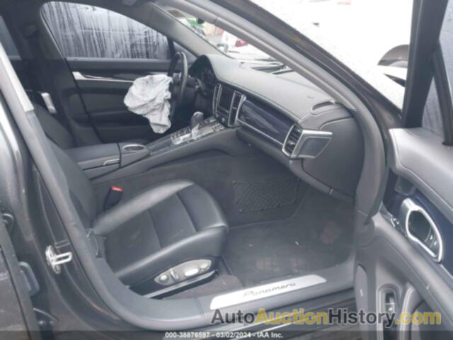 PORSCHE PANAMERA 2/4, WP0AA2A74FL004018