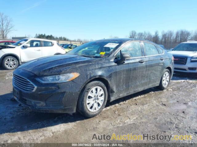 FORD FUSION S, 3FA6P0G70KR279662