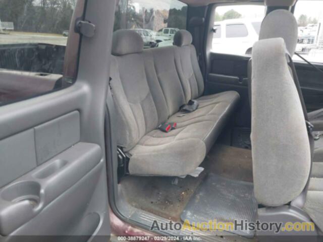 CHEVROLET SILVERADO 1500 LS, 2GCEK19T831269293