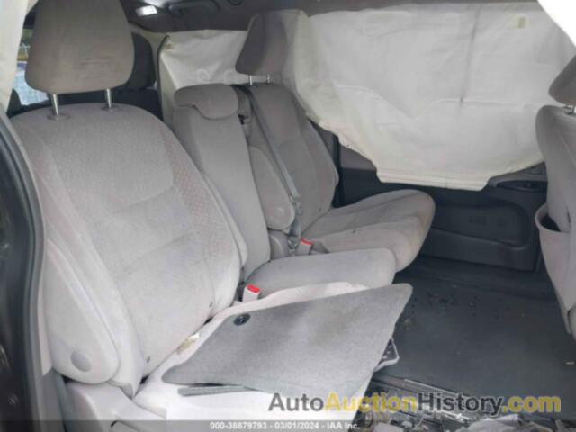 TOYOTA SIENNA LE 8 PASSENGER, 5TDKK3DC4FS640792