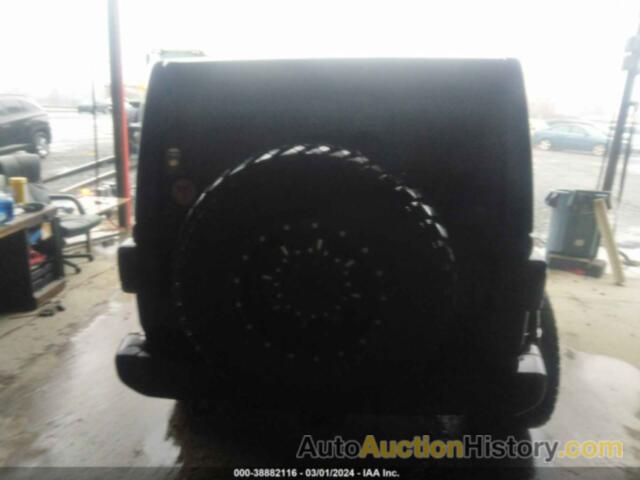 JEEP WRANGLER UNLIMITED SAHARA 4X4, 1C4HJXEN7KW510018