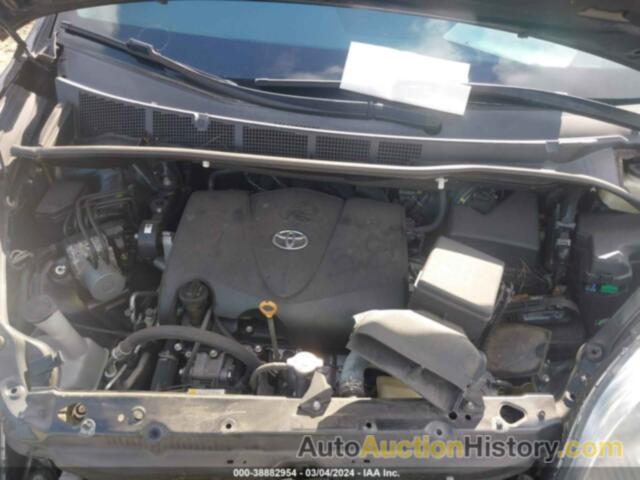 TOYOTA SIENNA XLE 8 PASSENGER, 5TDYZ3DC9HS819502