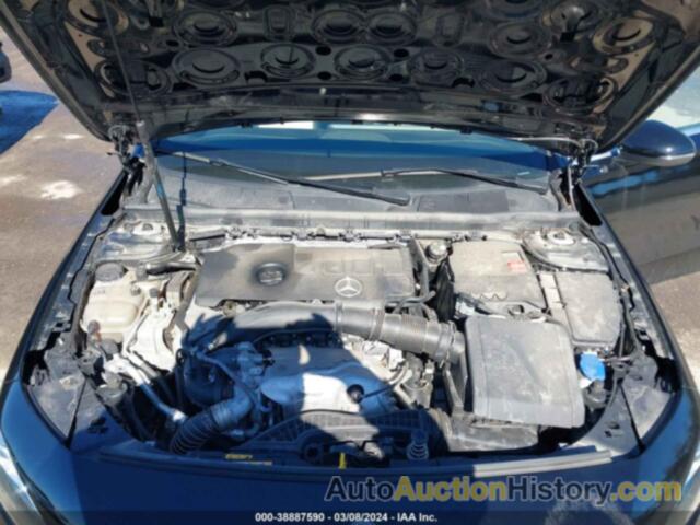 MERCEDES-BENZ A 220 4MATIC, W1K3G4FBXLW046497