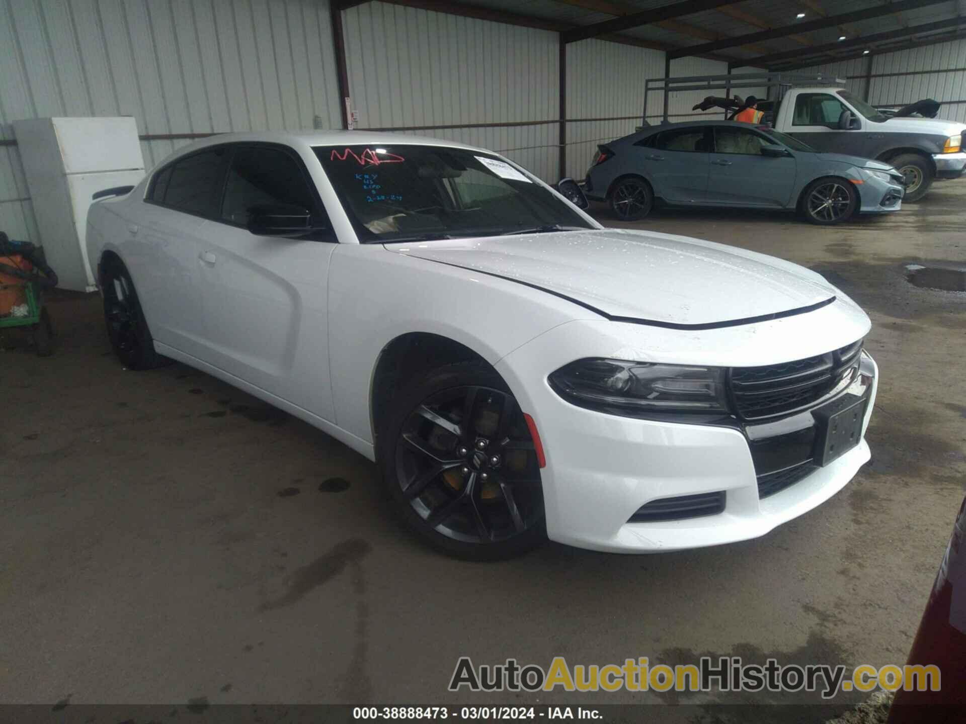 DODGE CHARGER SXT RWD, 2C3CDXBG2KH638077