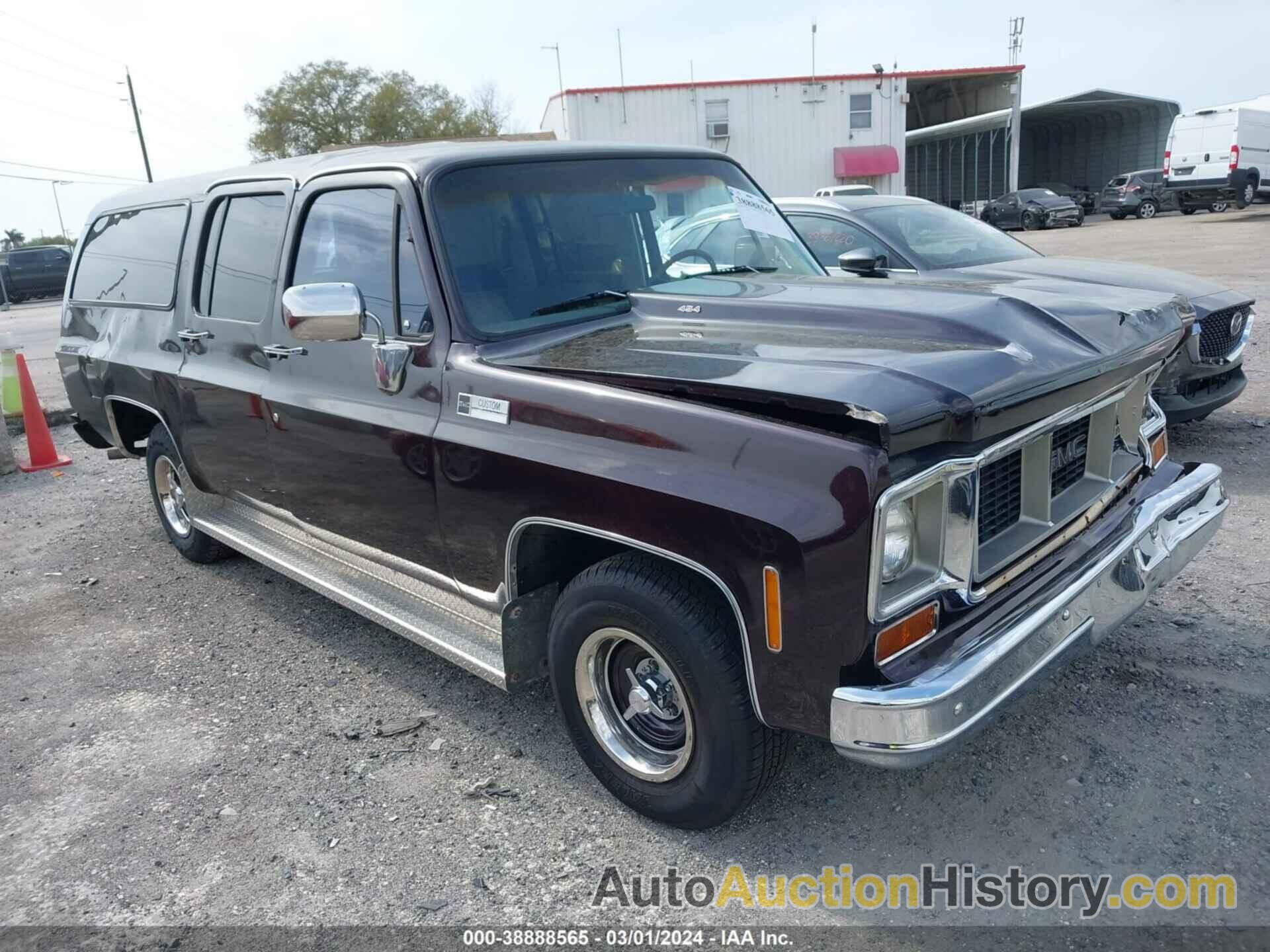 GMC SUBURBAN, 