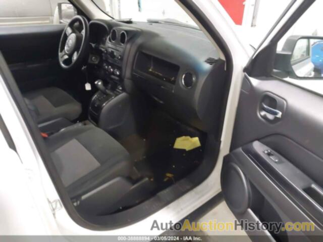 JEEP PATRIOT LATITUDE, 1C4NJRFB1FD290668