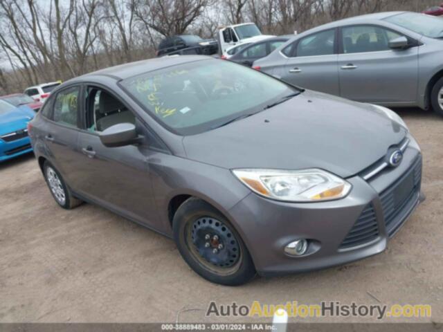 FORD FOCUS SE, 1FAHP3F22CL405293