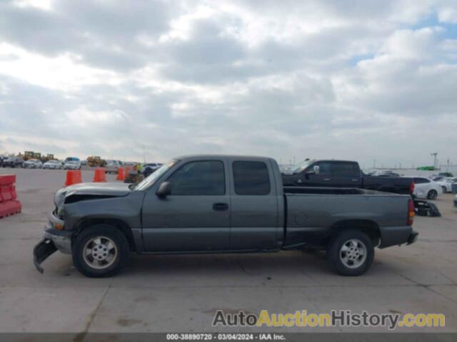 CHEVROLET SILVERADO C1500, 1GCEC19V72Z271945