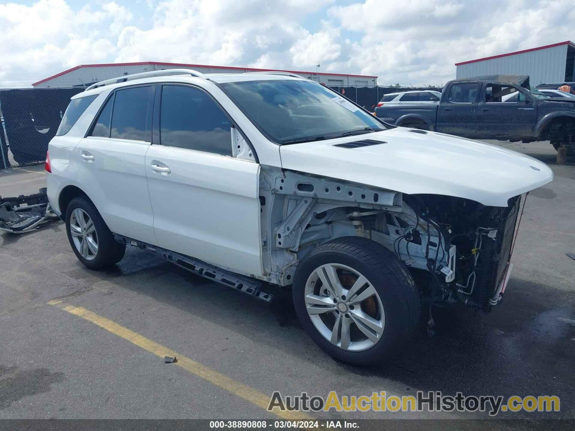 MERCEDES-BENZ ML 350, 4JGDA5JB1FA561348