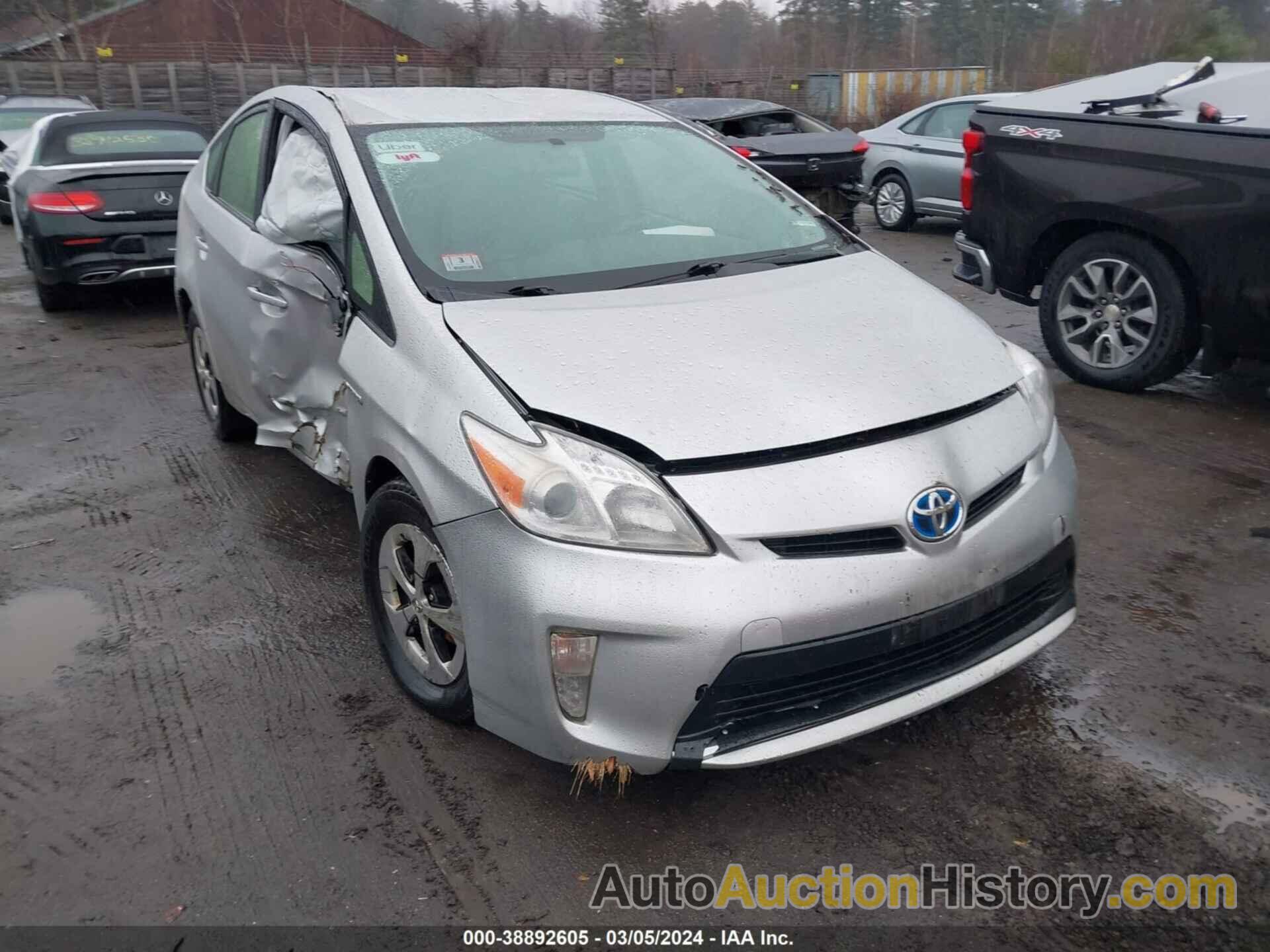 TOYOTA PRIUS FOUR, JTDKN3DU0E1744885