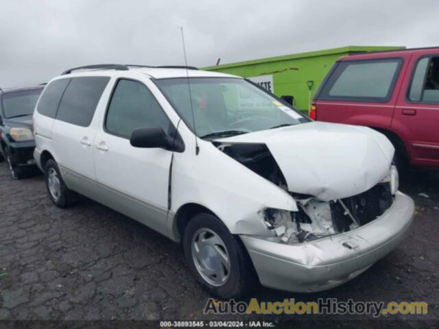 TOYOTA SIENNA XLE, 4T3ZF13C3YU221651