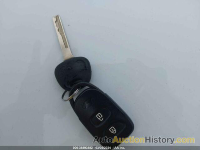 HYUNDAI ACCENT GLS/GS, KMHCT4AE1EU686891