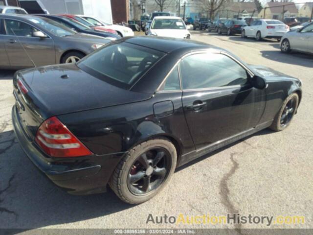 MERCEDES-BENZ SLK 320, WDBKK65F83F280074