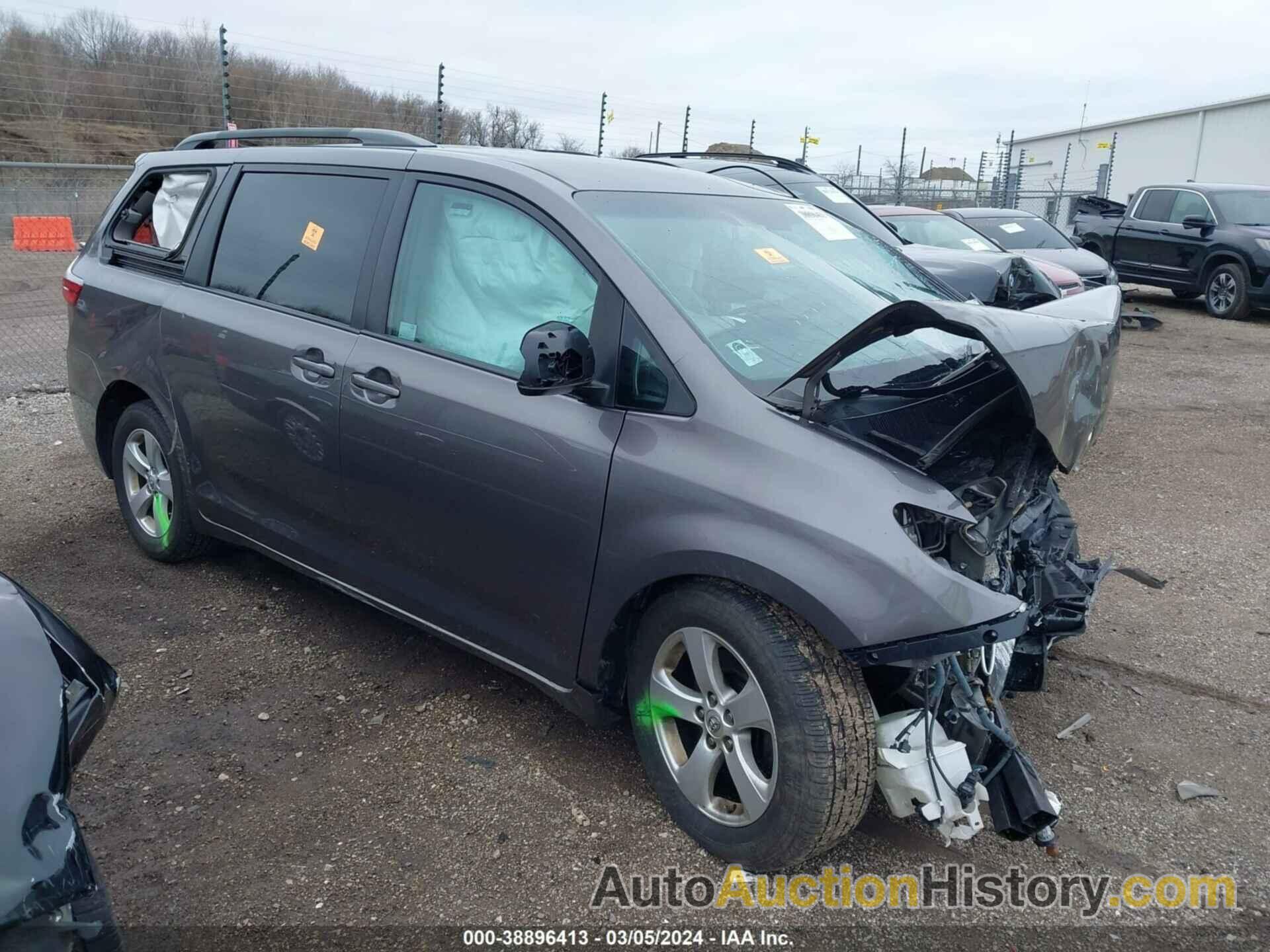 TOYOTA SIENNA LE, 5TDKK3DC5FS543259