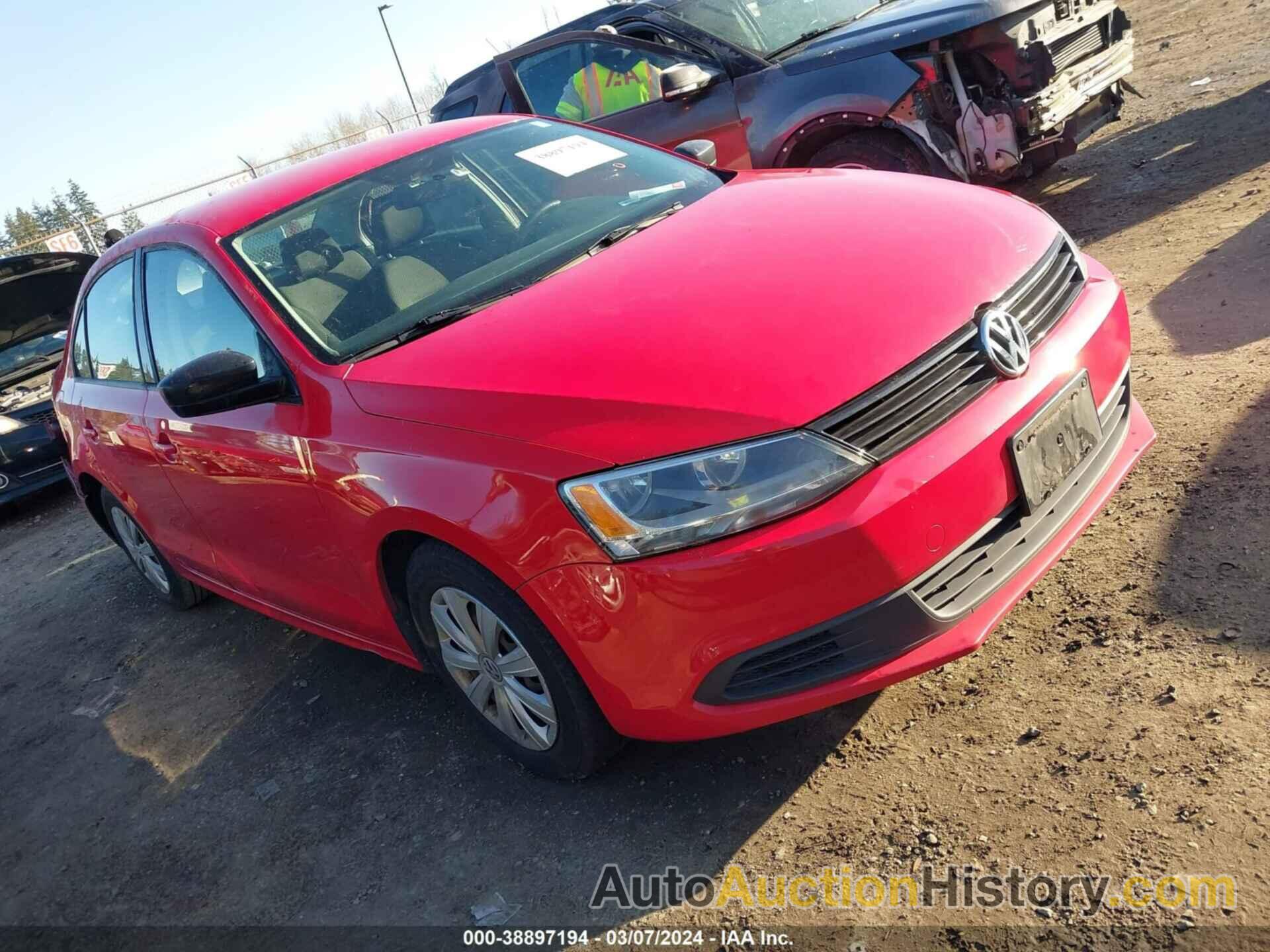 VOLKSWAGEN JETTA 2.0L S, 3VW2K7AJ7CM406360