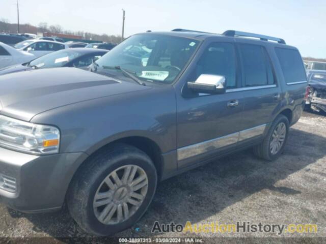 LINCOLN NAVIGATOR, 5LMJJ2J55CEL03704