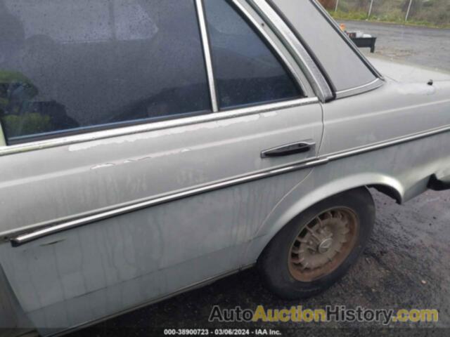 MERCEDES-BENZ 300 DT, WDBAB33A9EA046429