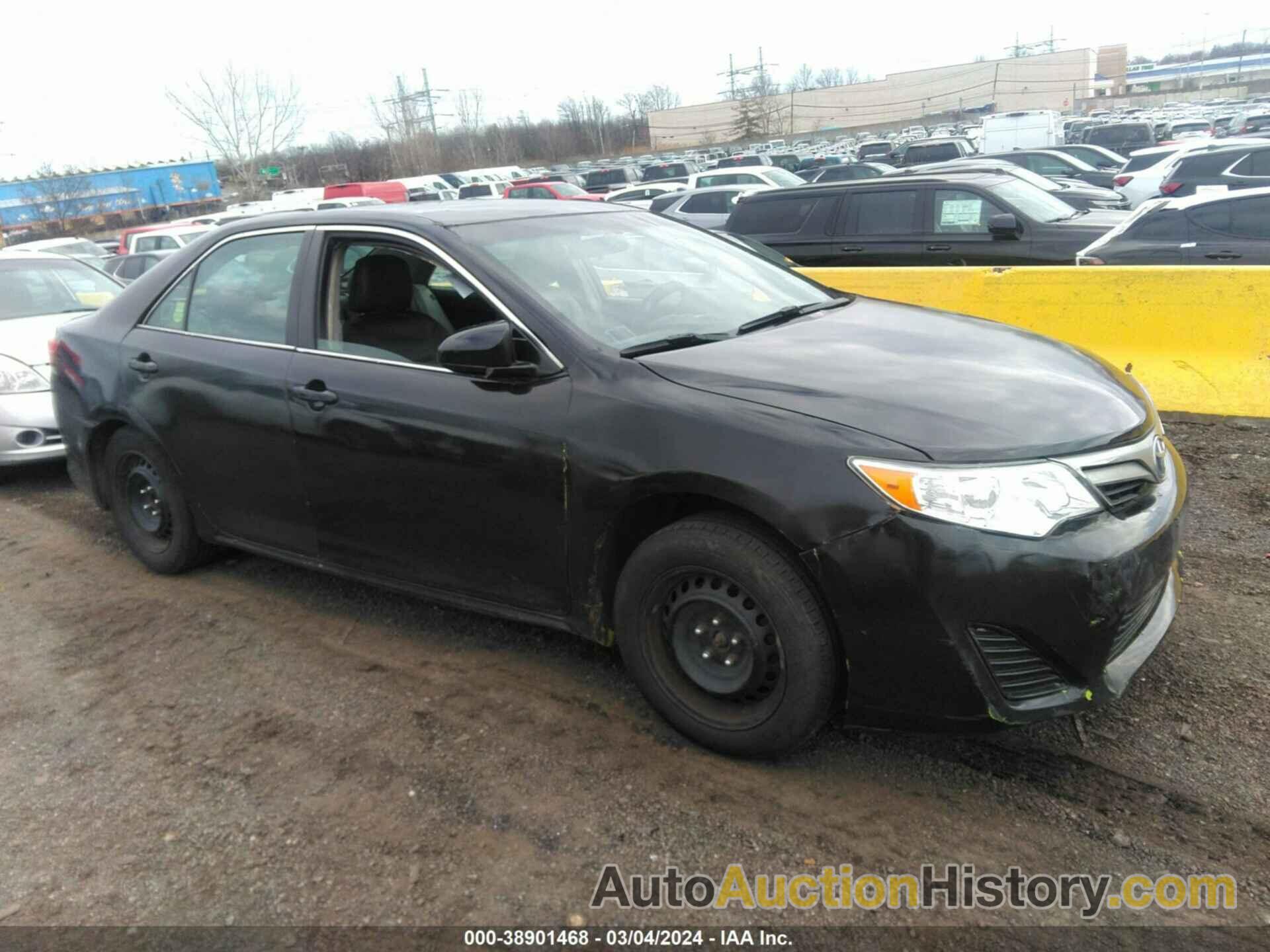 TOYOTA CAMRY HYBRID LE, 4T1BD1FK9EU125053